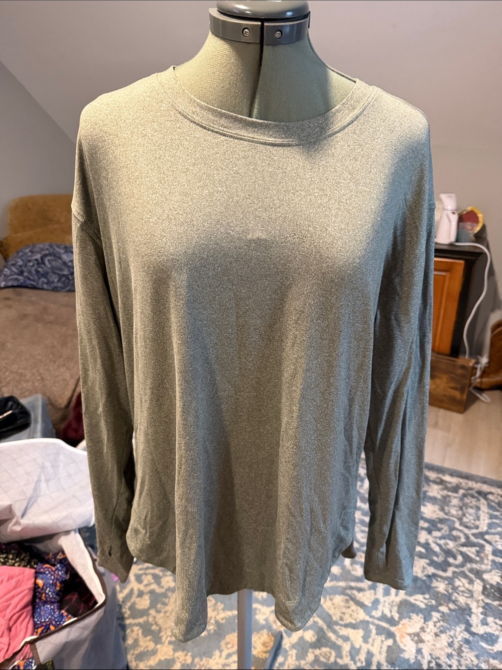 RBX Women's Long-Sleeve Crewneck Top in Sage Green